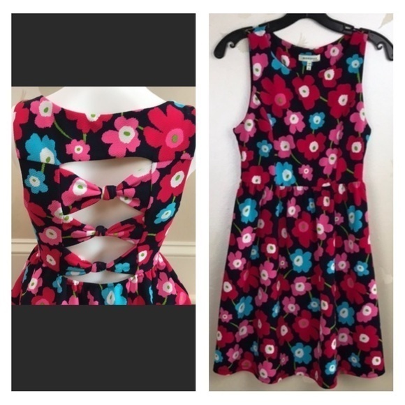 Montesquieu - 4/$98 - ‘Open back’ Sundress. Flowered. Small. EUC - Picture 1 of 8